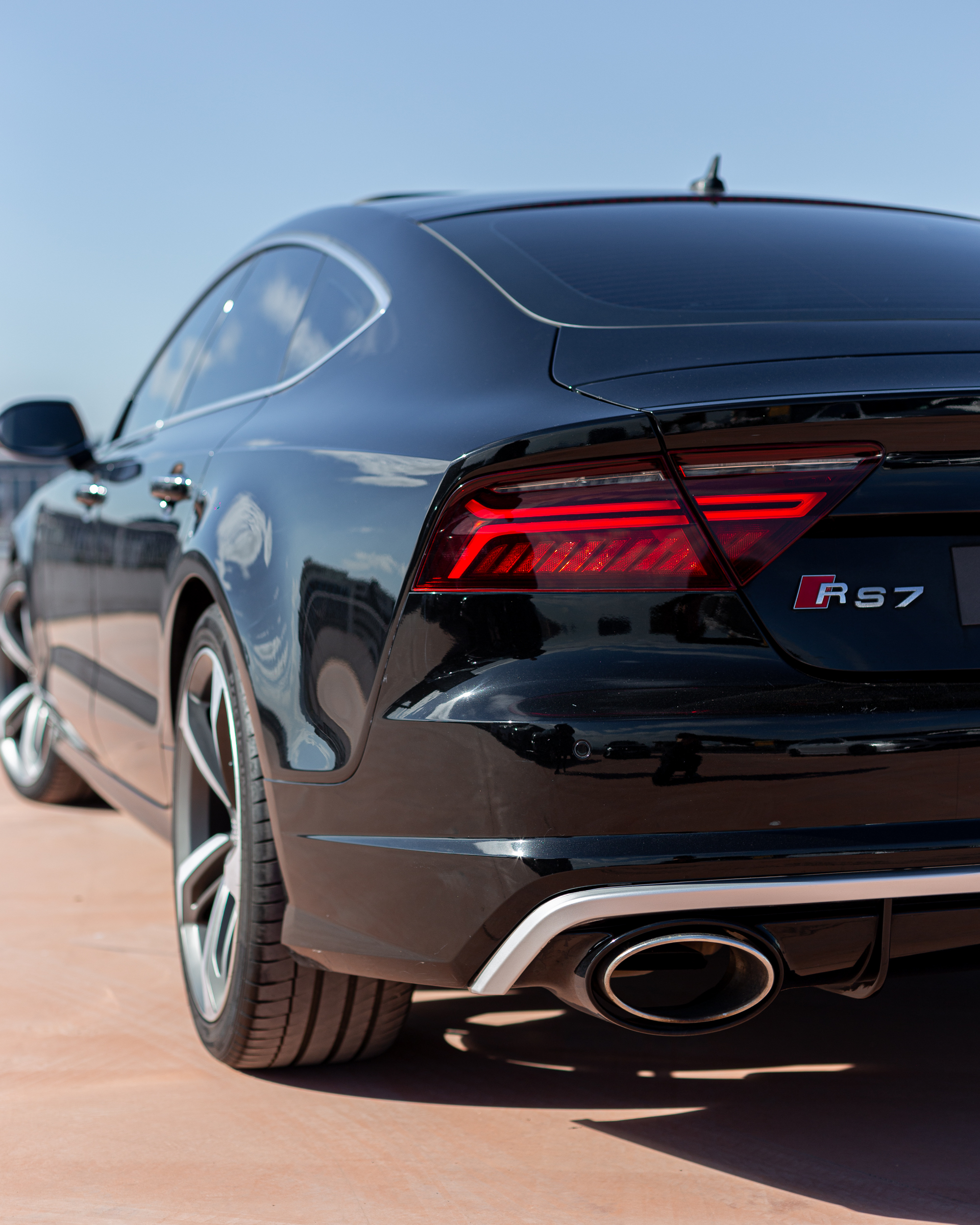 AUDI A7 LOOK RS7